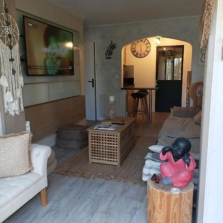 Escapade Cocooning Residence Avec Piscine/Tennis เฟรฌูส ภายนอก รูปภาพ